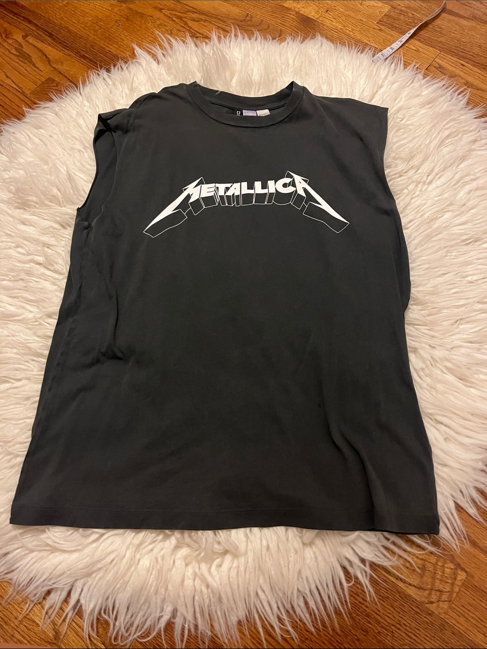 NWT Divided Women’s Black Metallica Graphic Muscle Tank Size Small